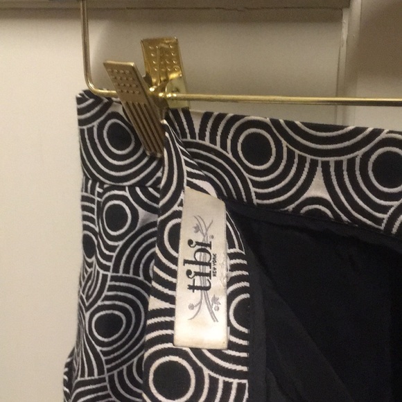 Tibi Pencil Skirt From Neiman Marcus - Picture 2 of 3